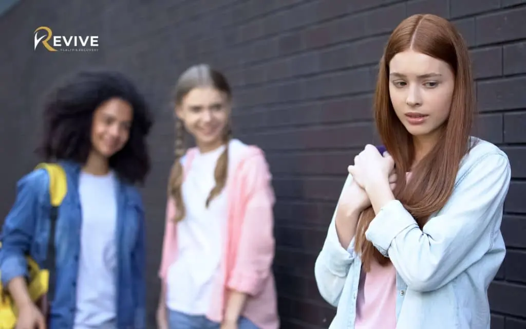 10 Signs You Had Childhood Trauma That Can't Not Ignore